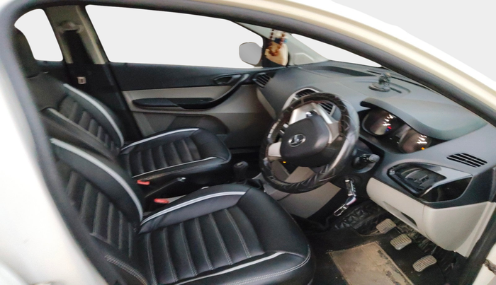 2016 Tata Tiago XT PETROL, Petrol, Manual, 90,073 km, interior