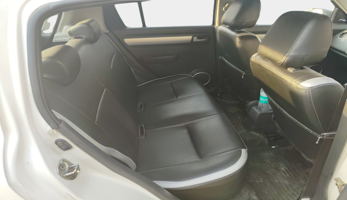 2011 Maruti Swift VDI, Diesel, Manual, 1,19,439 km, interior