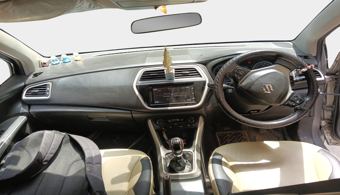 2016 Maruti S Cross ZETA 1.3, Diesel, Manual, 97,118 km, interior