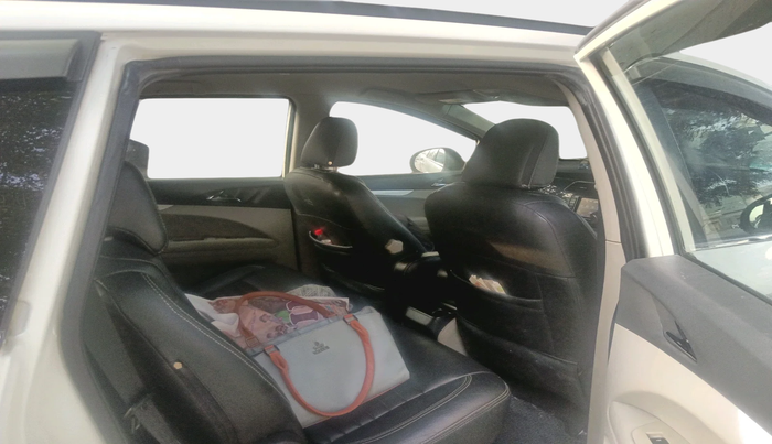 2019 Mahindra MARAZZO M6 8 STR, Diesel, Manual, 1,71,557 km, interior