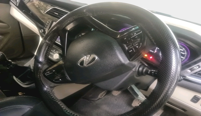 2019 Mahindra MARAZZO M6 8 STR, Diesel, Manual, 1,71,557 km, interior