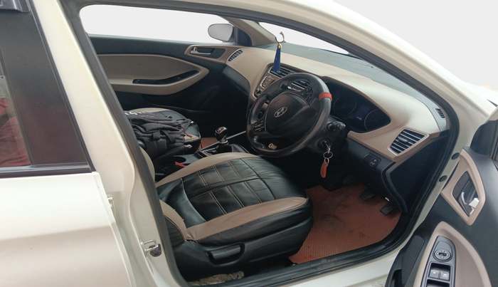 2019 Hyundai Elite i20 MAGNA PLUS 1.4 CRDI, Diesel, Manual, 1,61,226 km, interior
