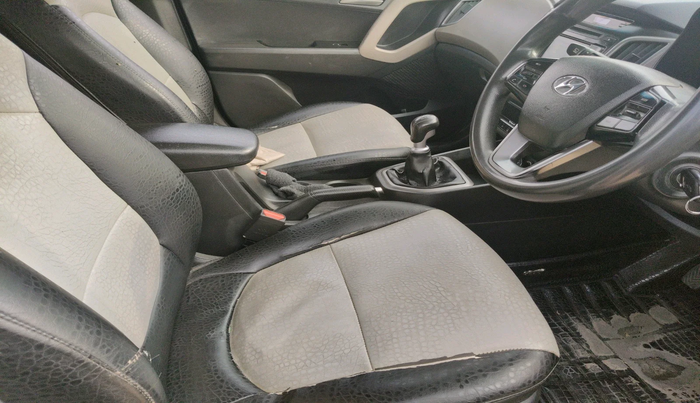 2017 Hyundai Creta SX 1.6 DIESEL, Diesel, Manual, 2,00,566 km, interior