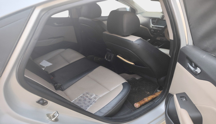 2018 Hyundai Verna 1.6 VTVT SX O, Petrol, Manual, 1,12,530 km, interior