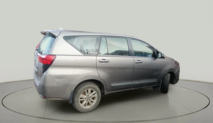 2017 Toyota Innova Crysta 2.4 ZX 7 STR, Diesel, Manual, 2,06,388 km, exterior