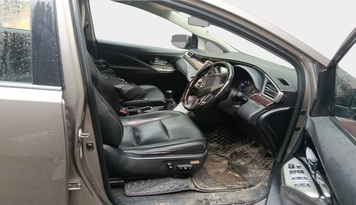 2017 Toyota Innova Crysta 2.4 ZX 7 STR, Diesel, Manual, 2,06,388 km, interior