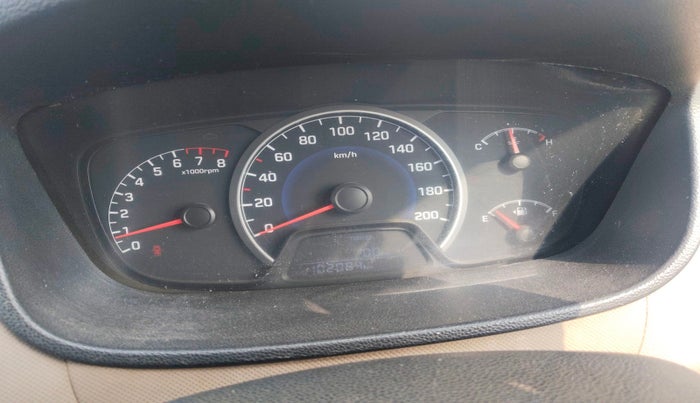 2014 Hyundai Grand i10 MAGNA 1.2 KAPPA VTVT, Petrol, Manual, 1,02,084 km, interior