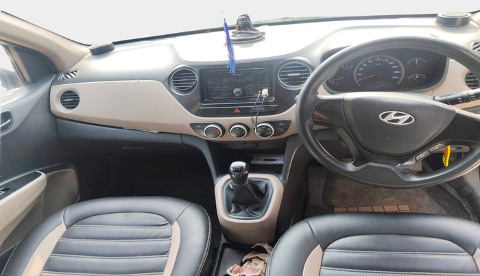 2014 Hyundai Grand i10 MAGNA 1.2 KAPPA VTVT, Petrol, Manual, 1,02,084 km, interior