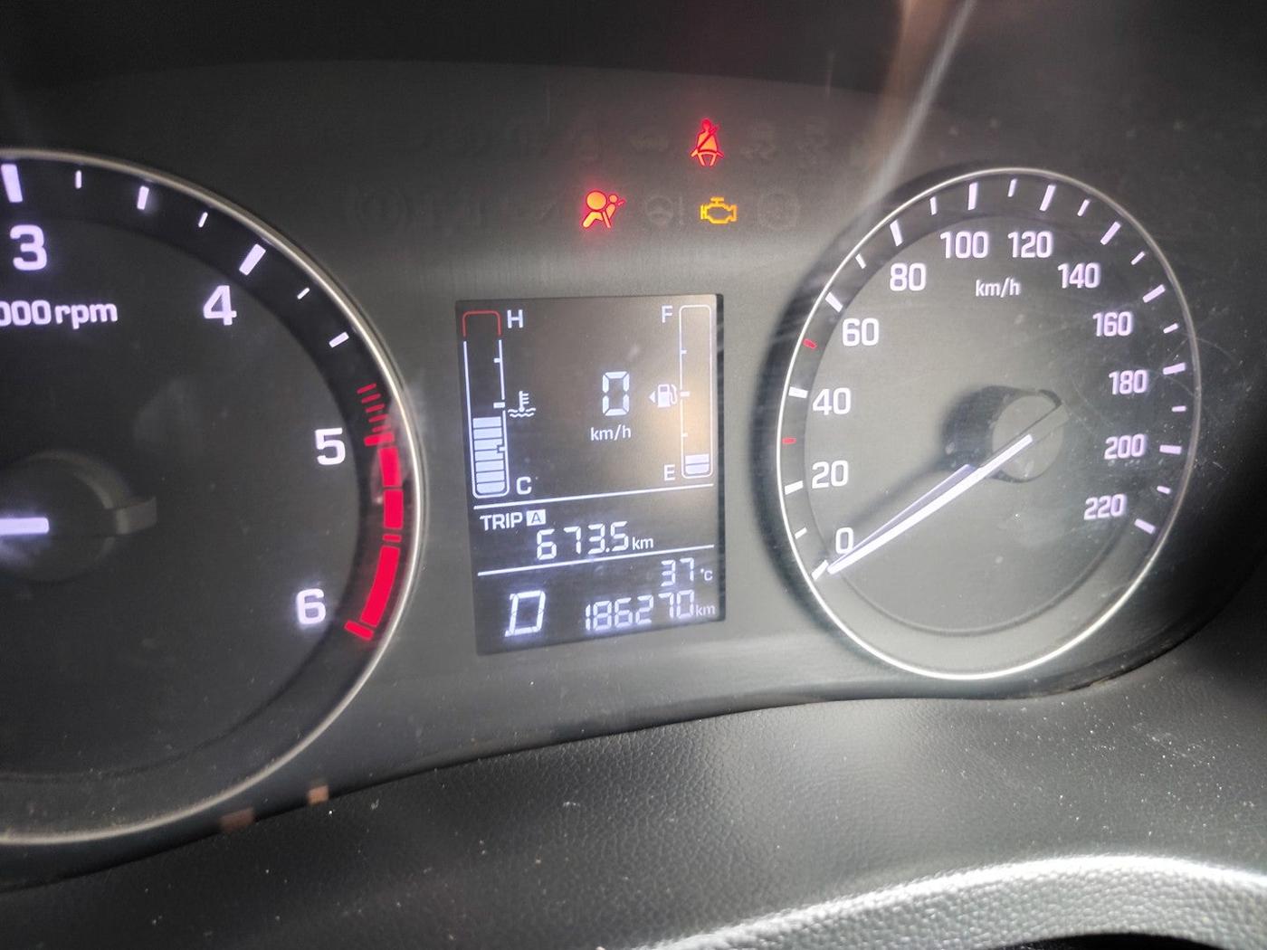 2017 Hyundai Creta SX PLUS AT 1.6 DIESEL, Diesel, Automatic, 1,88,000 km, interior
