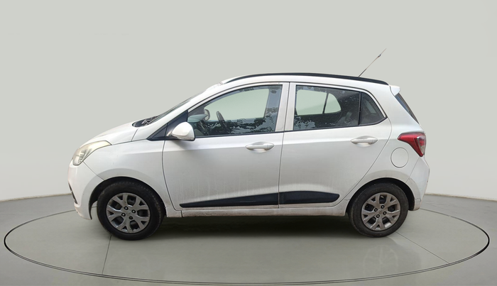 2016 Hyundai Grand i10 SPORTZ 1.2 KAPPA VTVT, Petrol, Manual, 2,43,119 km, exterior