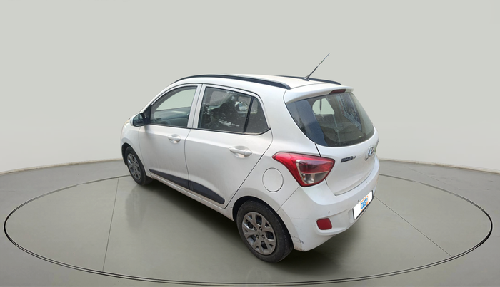2016 Hyundai Grand i10 SPORTZ 1.2 KAPPA VTVT, Petrol, Manual, 2,43,119 km, exterior