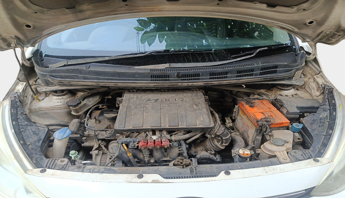 2016 Hyundai Grand i10 SPORTZ 1.2 KAPPA VTVT, Petrol, Manual, 2,43,119 km, exterior