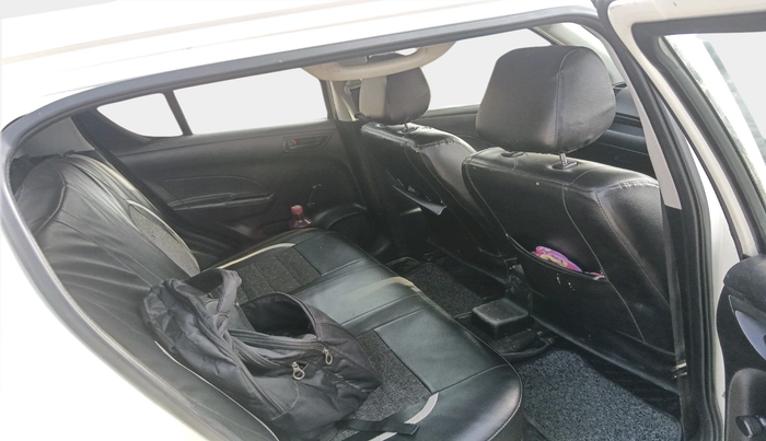 2013 Maruti Swift LXI, Petrol, Manual, 1,15,334 km, interior