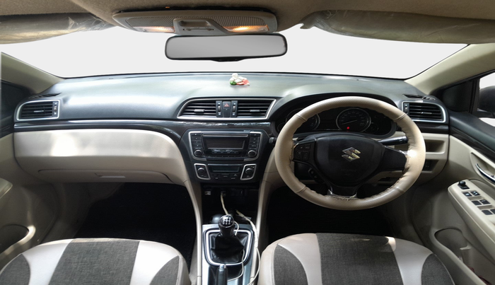 2016 Maruti Ciaz ZDI SHVS, Diesel, Manual, 1,24,712 km, interior