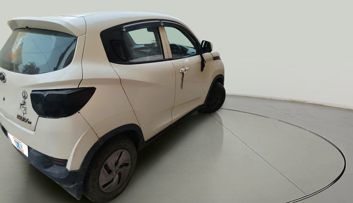 2016 Mahindra Kuv100 K4 D 6 STR, Diesel, Manual, 91,382 km, exterior