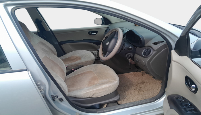2011 Hyundai i10 SPORTZ 1.2, Petrol, Manual, 49,988 km, interior