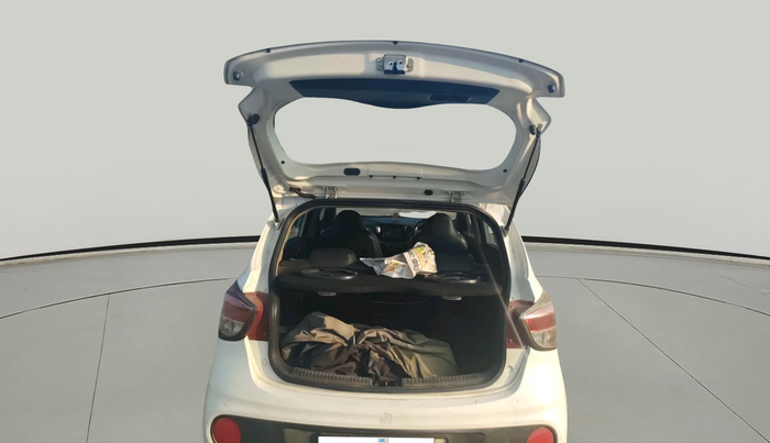 2017 Hyundai Grand i10 MAGNA 1.2 KAPPA VTVT, Petrol, Manual, 68,720 km, exterior