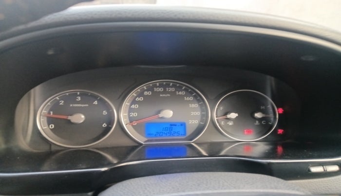 2011 Hyundai Santa Fe 2 WD, Diesel, Manual, 2,04,925 km, interior