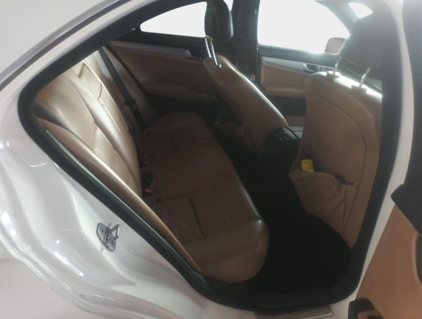 2011 Mercedes Benz C Class 200 CGI AVANTGARDE, Petrol, Automatic, 97,353 km, interior
