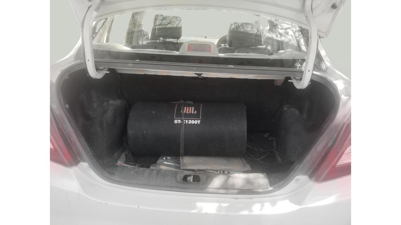2015 Maruti Swift Dzire LDI, Diesel, Manual, 88,900 km, exterior