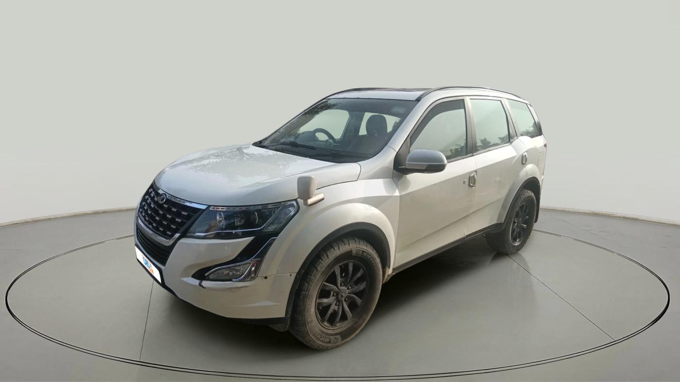 2018 Mahindra XUV500 W9, Diesel, Manual, 59,813 km, exterior