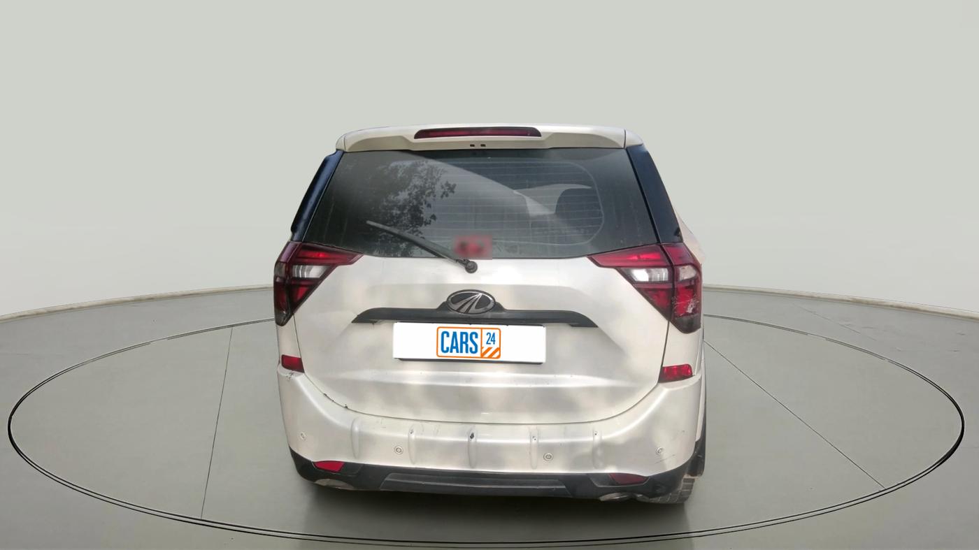 2018 Mahindra XUV500 W9, Diesel, Manual, 59,813 km, exterior
