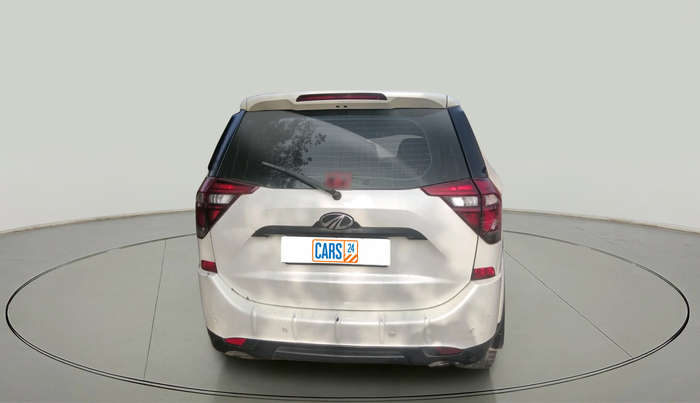 2018 Mahindra XUV500 W9, Diesel, Manual, 59,813 km, exterior