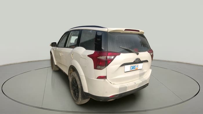 2018 Mahindra XUV500 W9, Diesel, Manual, 59,813 km, exterior