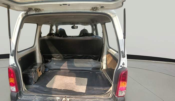 2018 Maruti Eeco 5 STR WITH A/C+HTR CNG, Petrol, Manual, 3,29,262 km, exterior