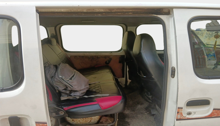 2018 Maruti Eeco 5 STR WITH A/C+HTR CNG, Petrol, Manual, 3,29,262 km, interior