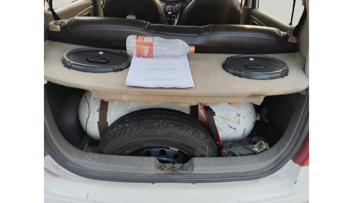 2013 Hyundai i10 MAGNA 1.1, Petrol, Manual, 1,63,784 km, exterior