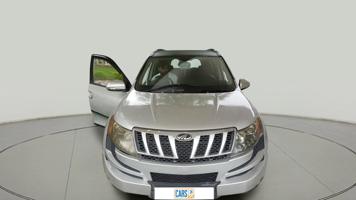 2012 Mahindra XUV500 W8, Diesel, Manual, 1,80,843 km, exterior