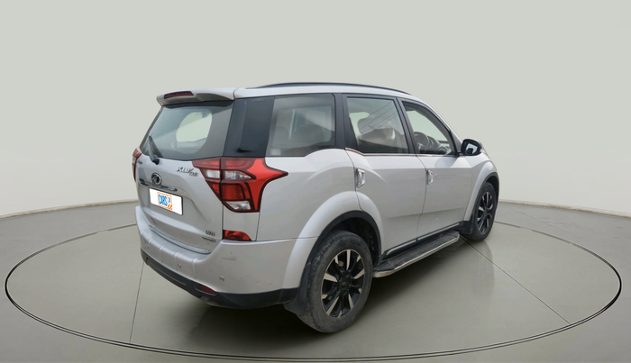 2018 Mahindra XUV500 W11 AT, Diesel, Automatic, 73,406 km, exterior