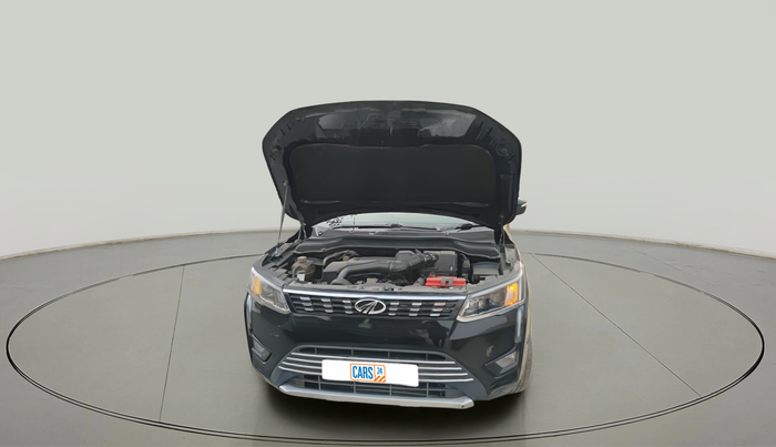 2022 Mahindra XUV300 W8 1.5 DIESEL, Diesel, Manual, 95,798 km, exterior