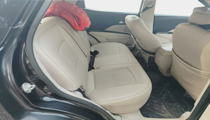 2022 Mahindra XUV300 W8 1.5 DIESEL, Diesel, Manual, 95,798 km, interior