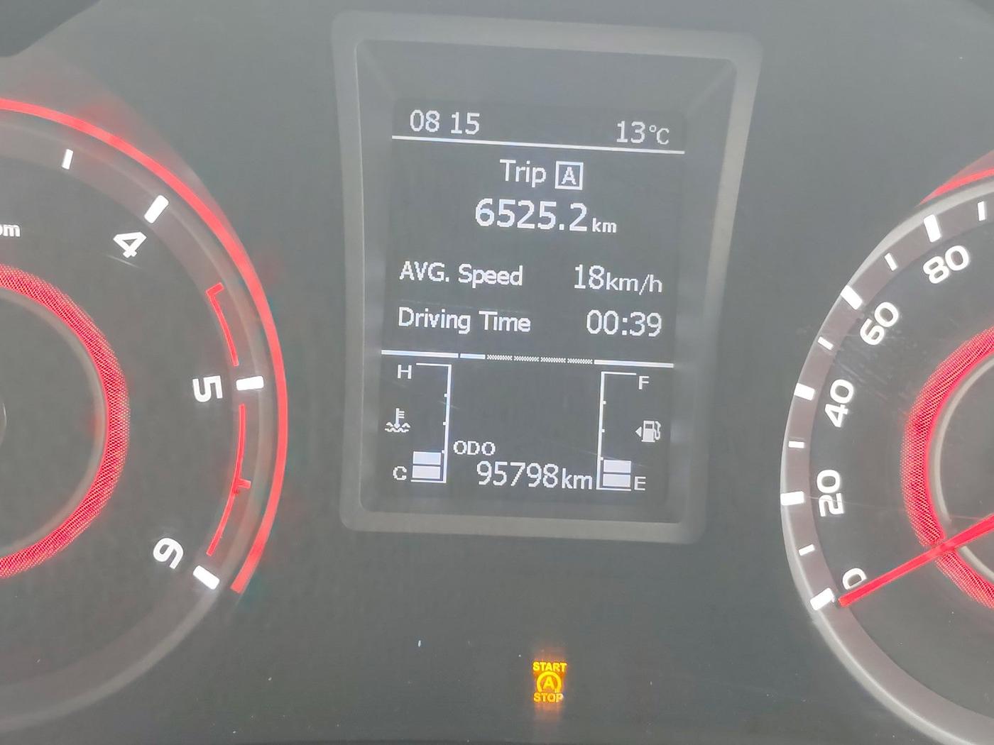 2022 Mahindra XUV300 W8 1.5 DIESEL, Diesel, Manual, 95,798 km, interior