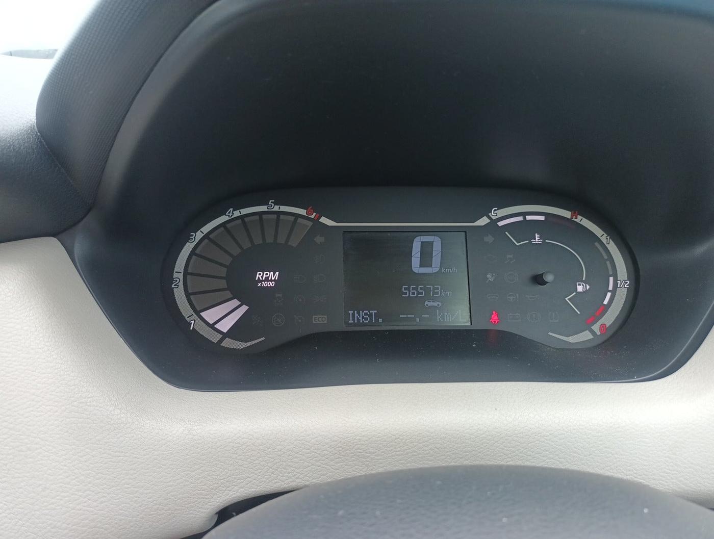 2024 Nissan MAGNITE XE, Petrol, Manual, 56,573 km, interior