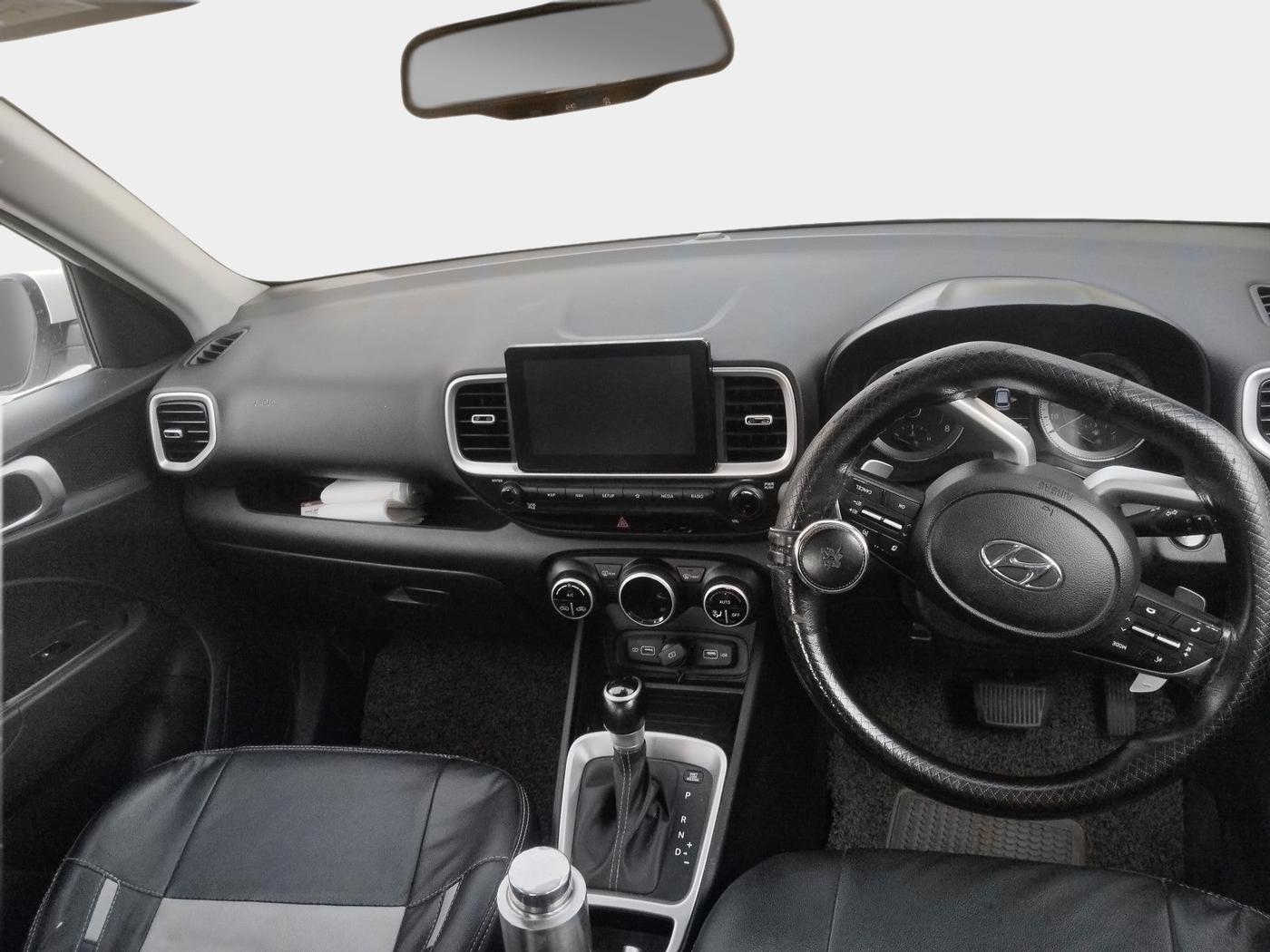 2022 Hyundai VENUE SX PLUS 1.0 TURBO DCT, Petrol, Automatic, 58,298 km, interior