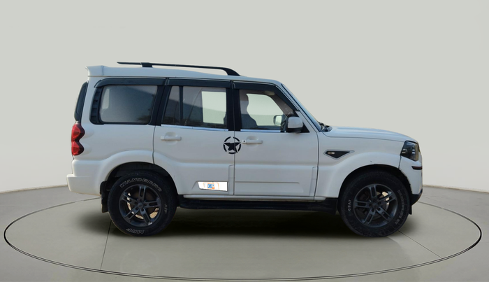 2018 Mahindra Scorpio S7, Diesel, Manual, 1,10,058 km, exterior