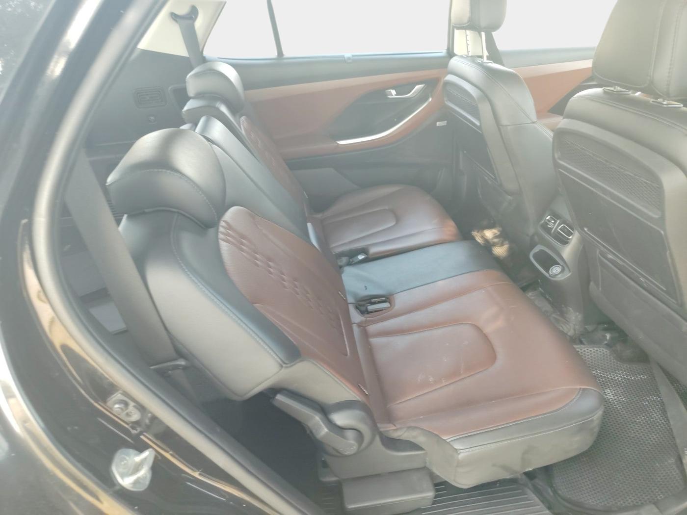 2021 Hyundai ALCAZAR PLATINUM(O) 7STR 1.5 AT, Diesel, Automatic, 86,400 km, interior