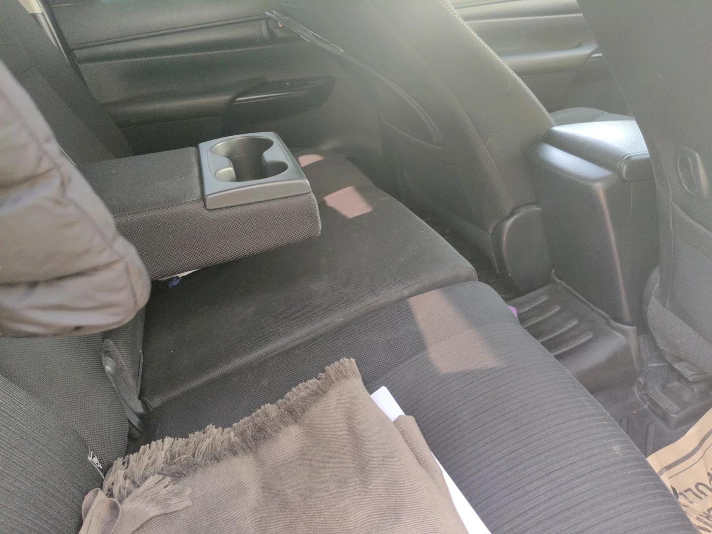 2023 Toyota HILUX STD 4X4 MT, Diesel, Manual, 74,510 km, interior