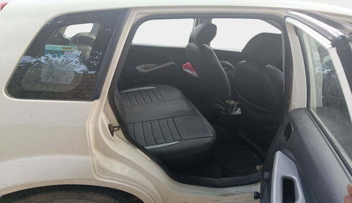 2013 Ford Figo TITANIUM 1.4 DIESEL, Diesel, Manual, 74,038 km, interior