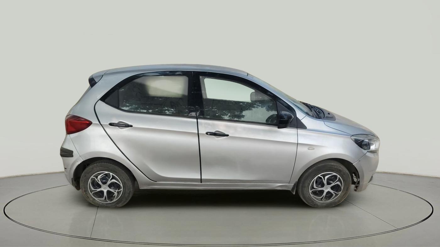 2017 Tata Tiago XM DIESEL, Diesel, Manual, 81,000 km, exterior
