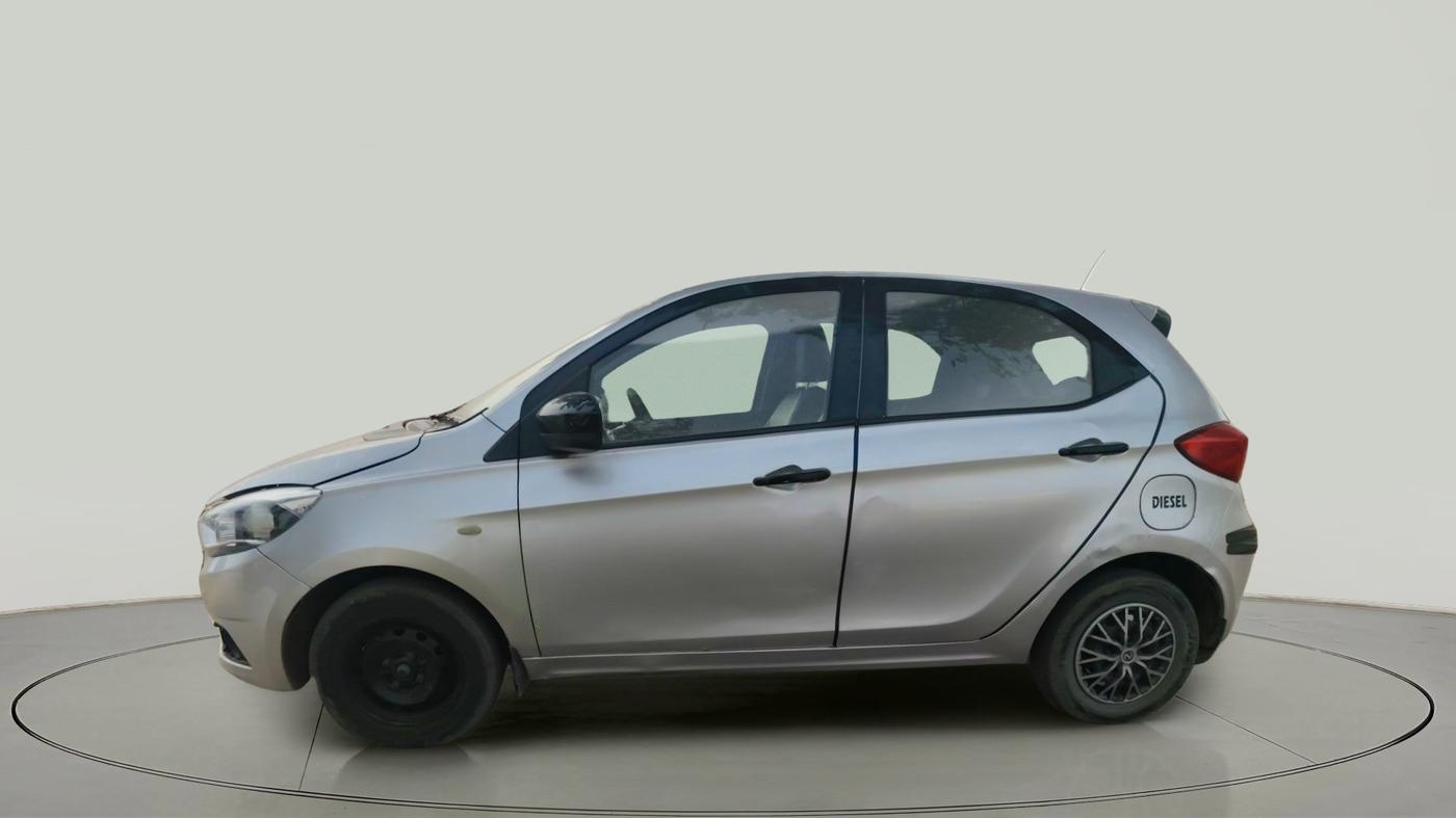 2017 Tata Tiago XM DIESEL, Diesel, Manual, 81,000 km, exterior
