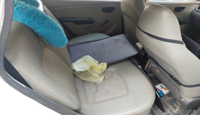 2011 Hyundai i10 ERA 1.1, Petrol, Manual, 67,365 km, interior