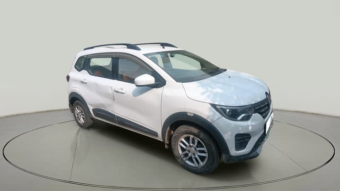 Used 2020 Renault TRIBER RXT Manual | Cars24