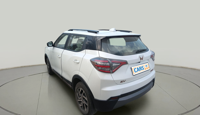 2024 Mahindra XUV400 EL 7.2 KW, Electric, Automatic, 13,550 km, exterior