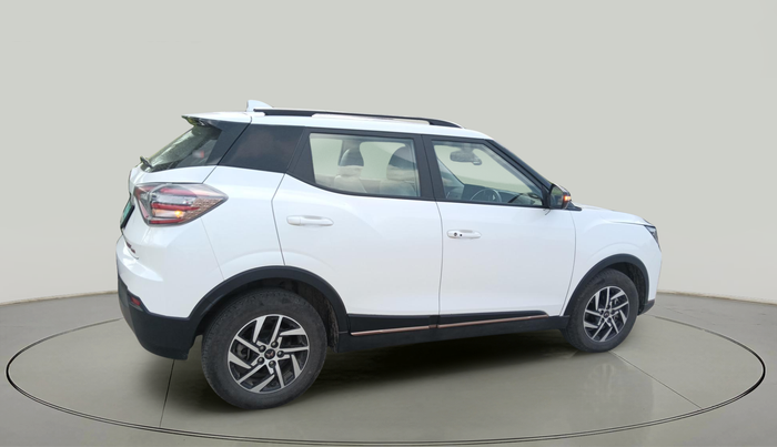 2024 Mahindra XUV400 EL 7.2 KW, Electric, Automatic, 13,550 km, exterior