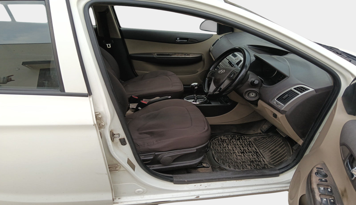 2011 Hyundai i20 ASTA 1.4 AT, Petrol, Automatic, 99,102 km, interior