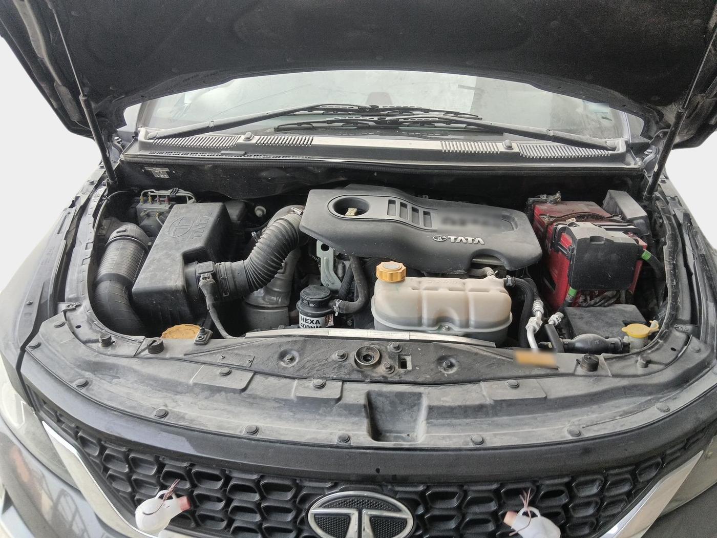 2018 Tata Hexa XT 4X2 6 STR, Diesel, Manual, 43,920 km, exterior